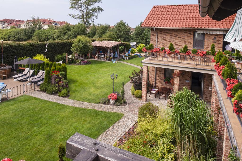 Villa Mare Apartamenty Grzybowo  Exteriör bild